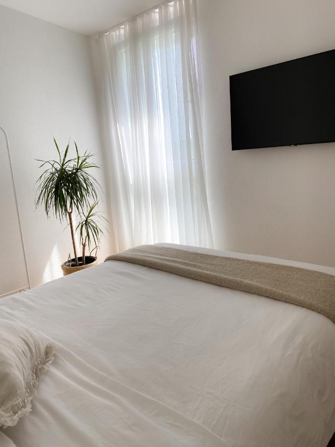 Lakeview Guesthouse With Two Bedrooms & Private Bathroom Chatillon  Buitenkant foto